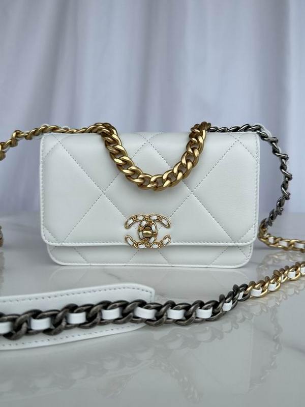 Chanel Handbags 671